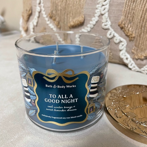 To All A Good Night Bath and Body Works 3 Wick Candle - Picture 2 of 3
